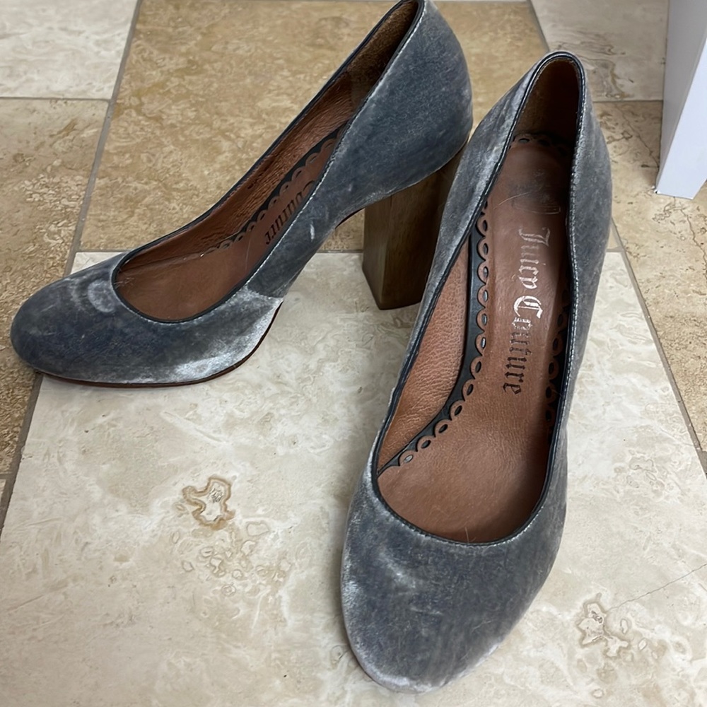 Juicy Couture gray velvet shoes